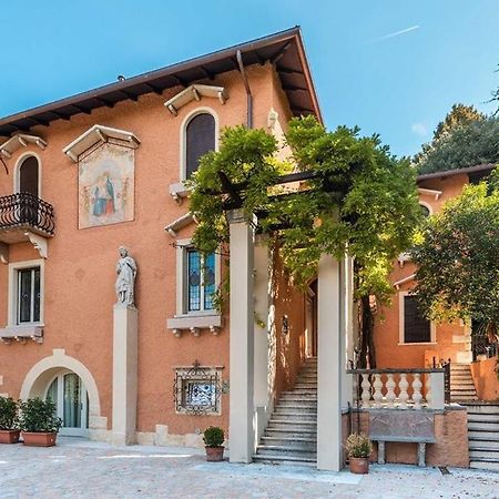Villa Natalia - Adults Only Verona Bagian luar foto