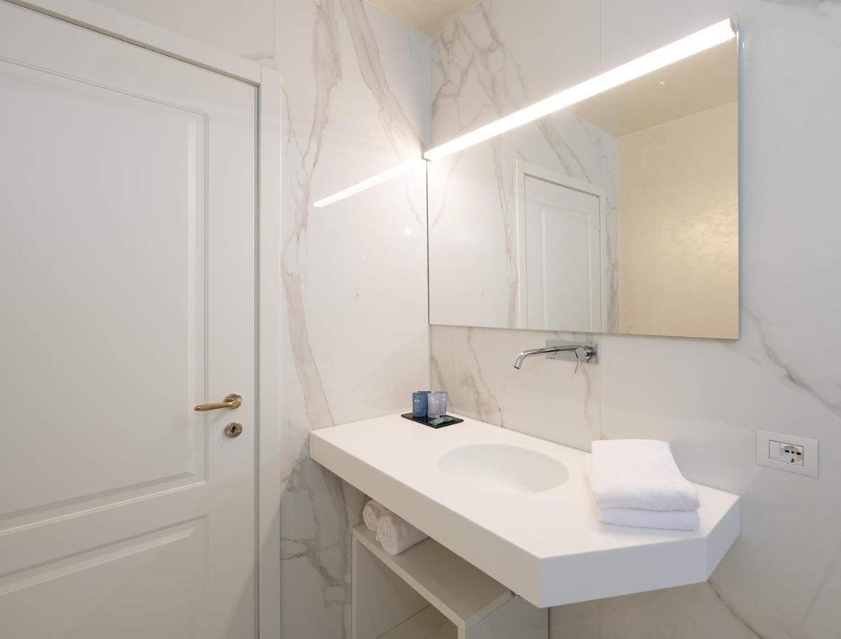 Villa Natalia - Adults Only Verona Bagian luar foto