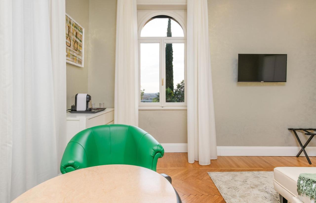 Villa Natalia - Adults Only Verona Bagian luar foto